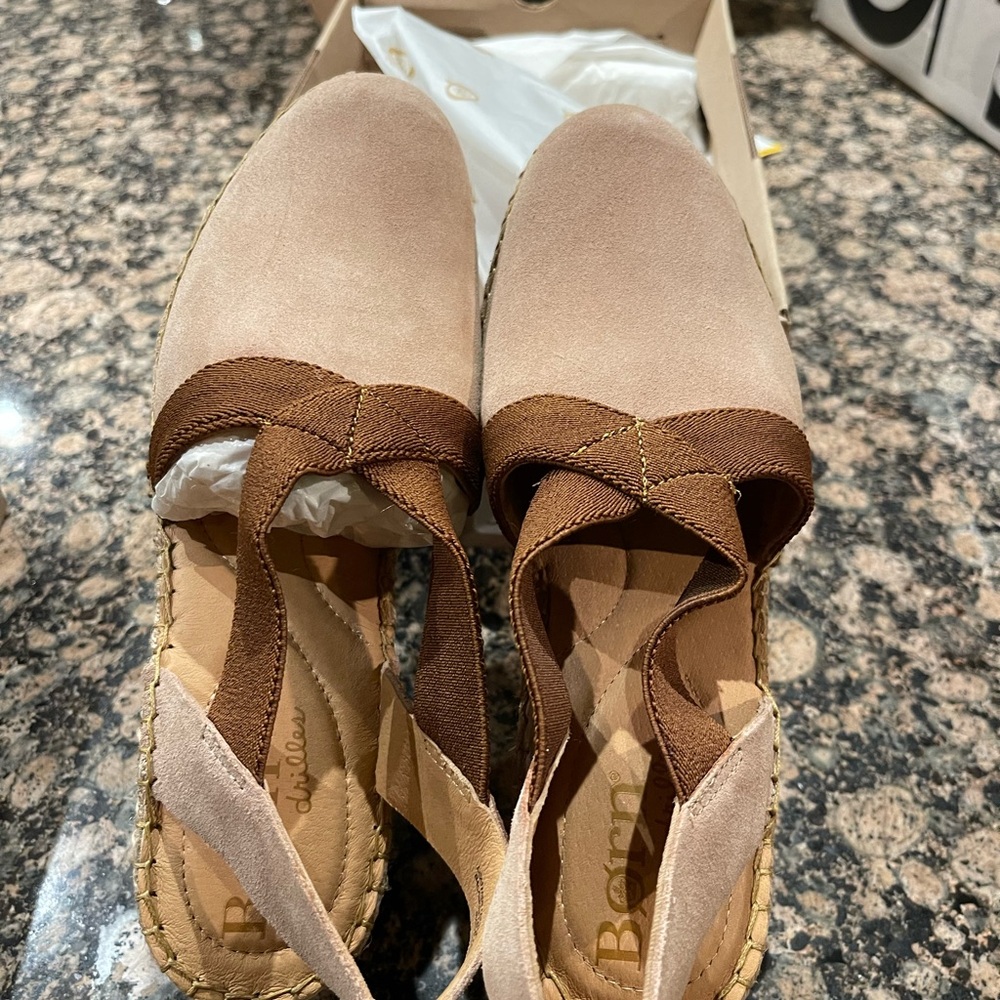 Born Meade Women’s Wedge